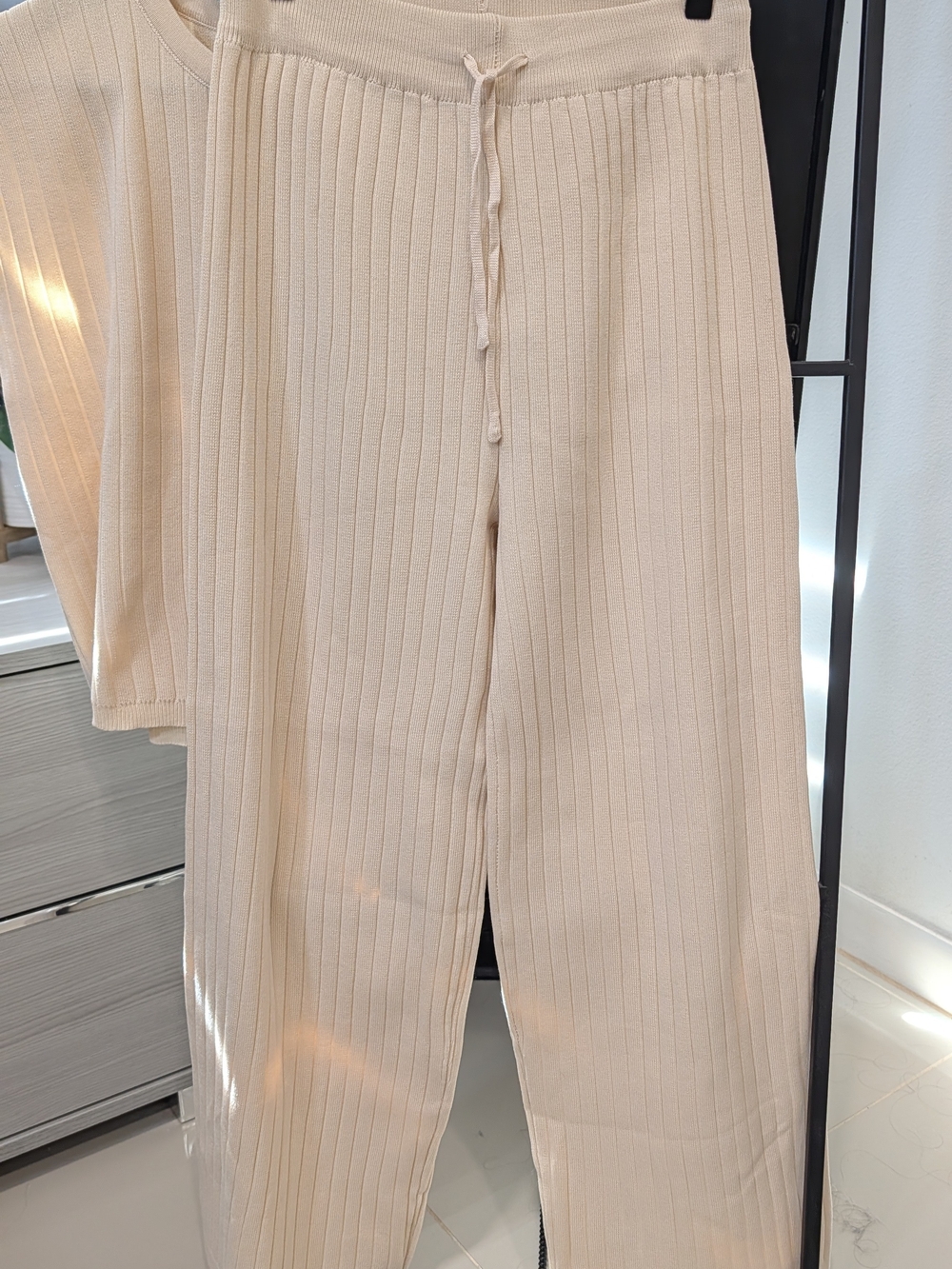 NWOT Cream Ribbed Knit Sleeveless Top &  Pants Set - Picture 8 of 15